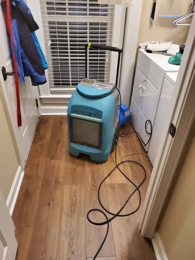Commercial dehumidifier deployed for Crawl Space Restoration in Huntley